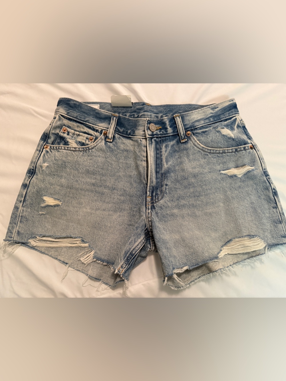 GAP Low Stride Denim Shorts 26 Distressed Light Wash Raw Hem NWT